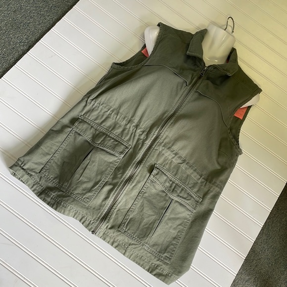 Columbia Army Green Vest - Picture 11 of 16